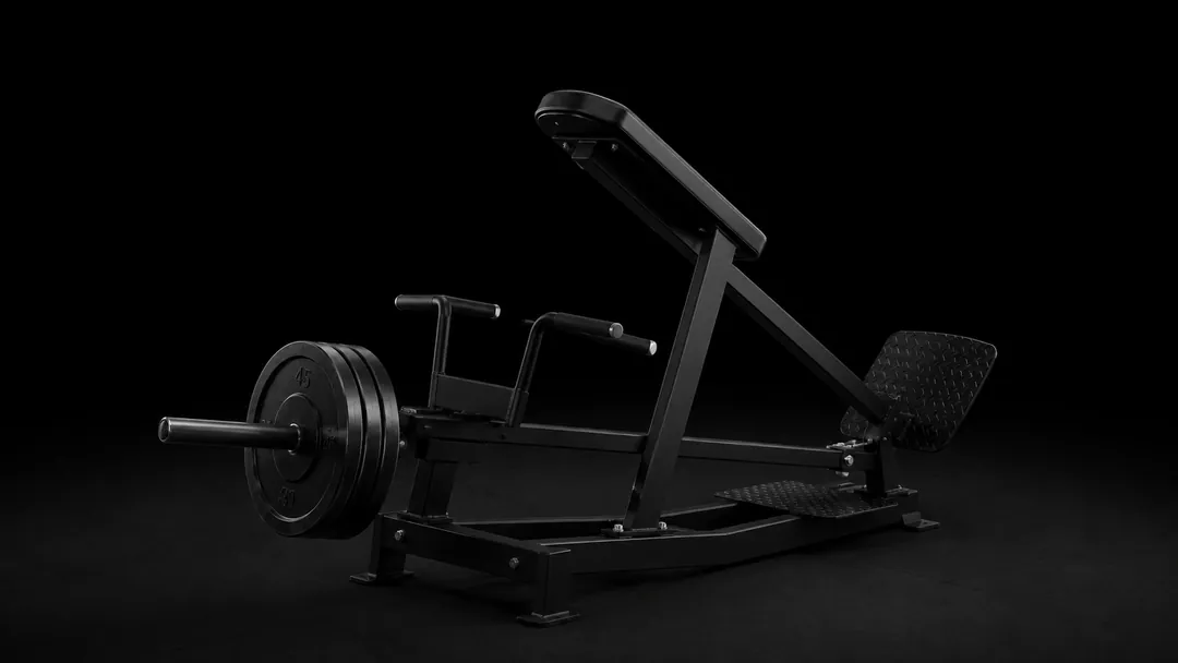 Chest-Supported T-Bar Row Machine
